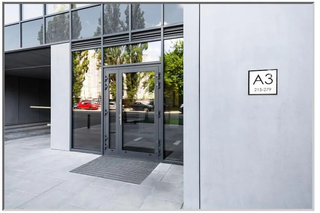 Central Warsaw Apartment - Great Location - Stylish One Bedroom Apartment - City Center - 85-220